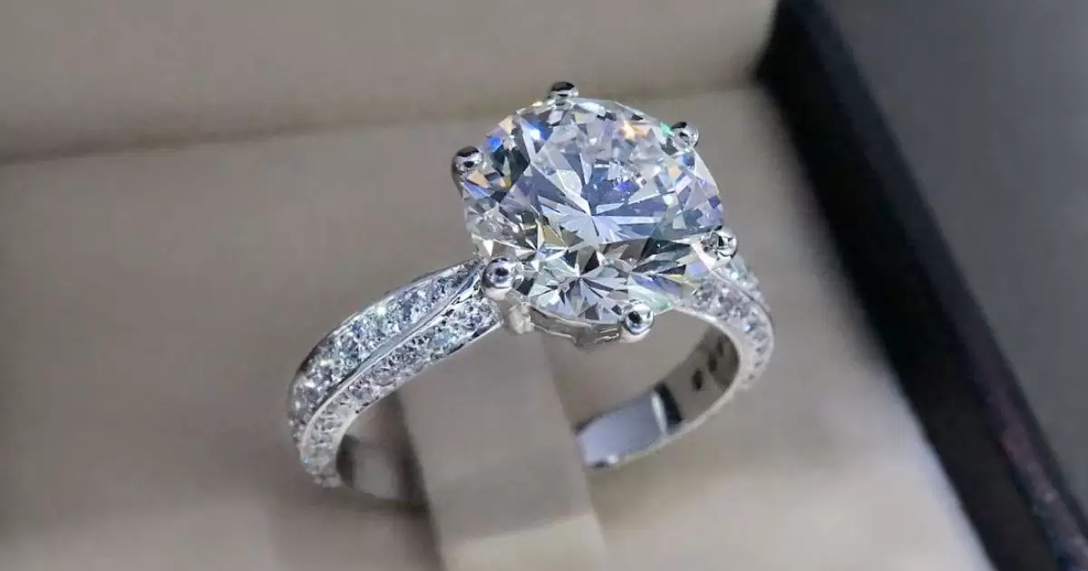 How Much Do Diamond Earrings Cost?
