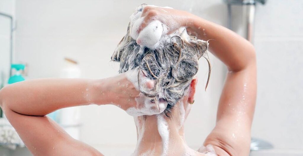 week should you wash your hair